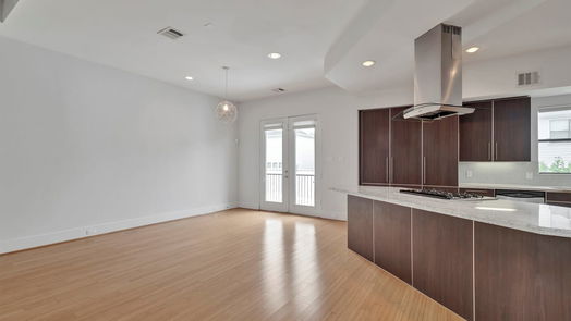 Houston 3-story, 3-bed 941 W 21st Street B-idx