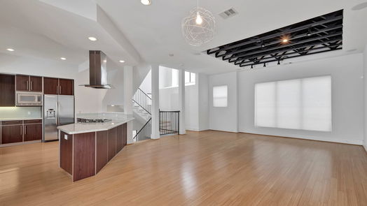 Houston 3-story, 3-bed 941 W 21st Street B-idx