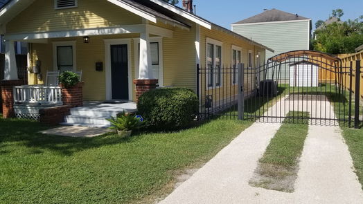 Houston 1-story, 3-bed 2117 Gostick Street-idx