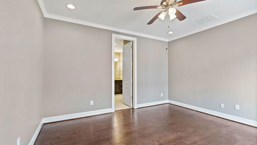 Houston 3-story, 3-bed 610 W 28th Street B-idx