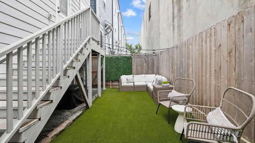 Houston 3-story, 3-bed 1232 W 21st Street-idx