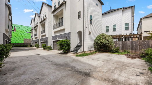 Houston 3-story, 3-bed 1625 W 23rd Street B-idx