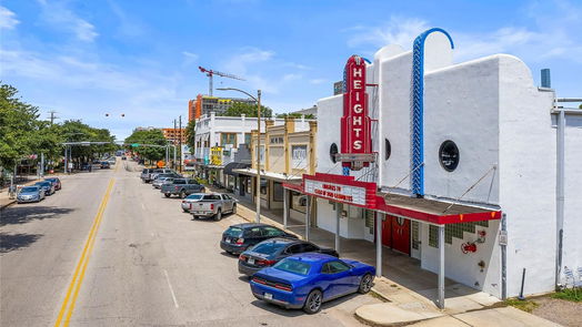 Houston 3-story, 3-bed 1230 W 25th Street C-idx