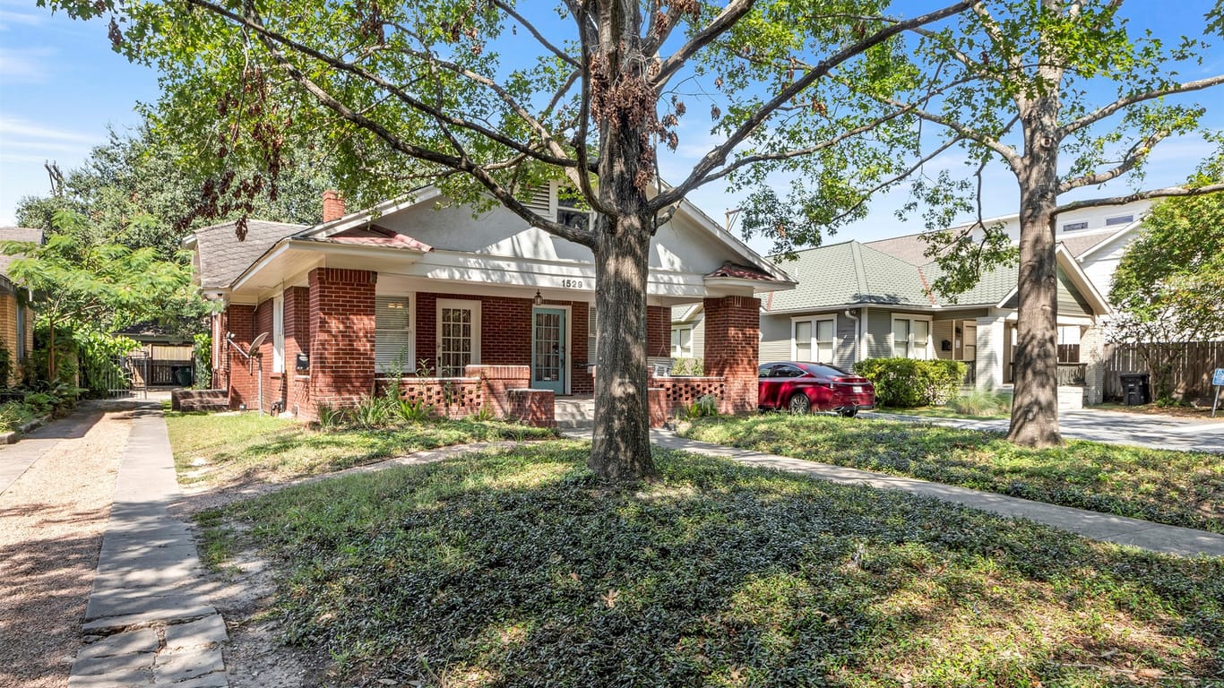 Houston 1-story, 3-bed 1529 Heights Boulevard-idx