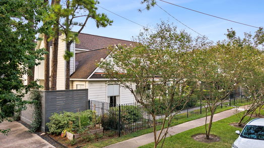 Houston 2-story, 2-bed 123 E 13th Street-idx