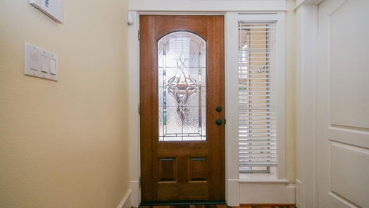 Houston 3-story, 3-bed 931 W 25th Street B-idx