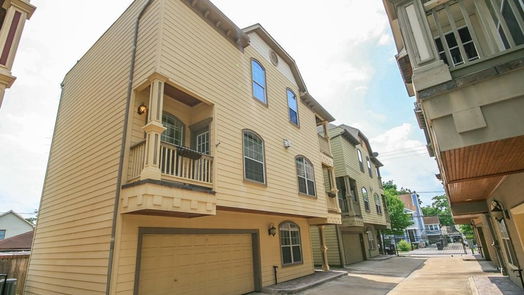 Houston 3-story, 3-bed 931 W 25th Street B-idx