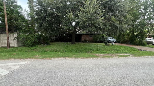 Houston 1-story, 3-bed 1427 W 22nd Street-idx