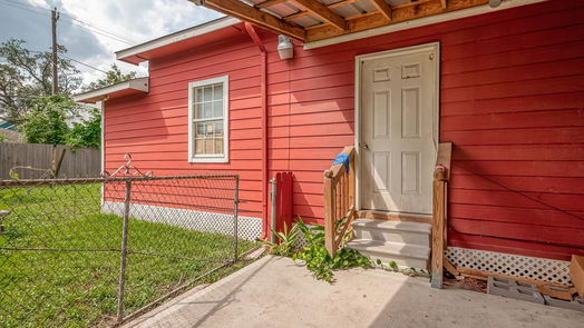 Houston 1-story, 3-bed 308 E 28th Street-idx