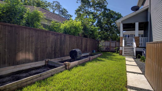 Houston 3-story, 5-bed 413 E 23rd Street-idx