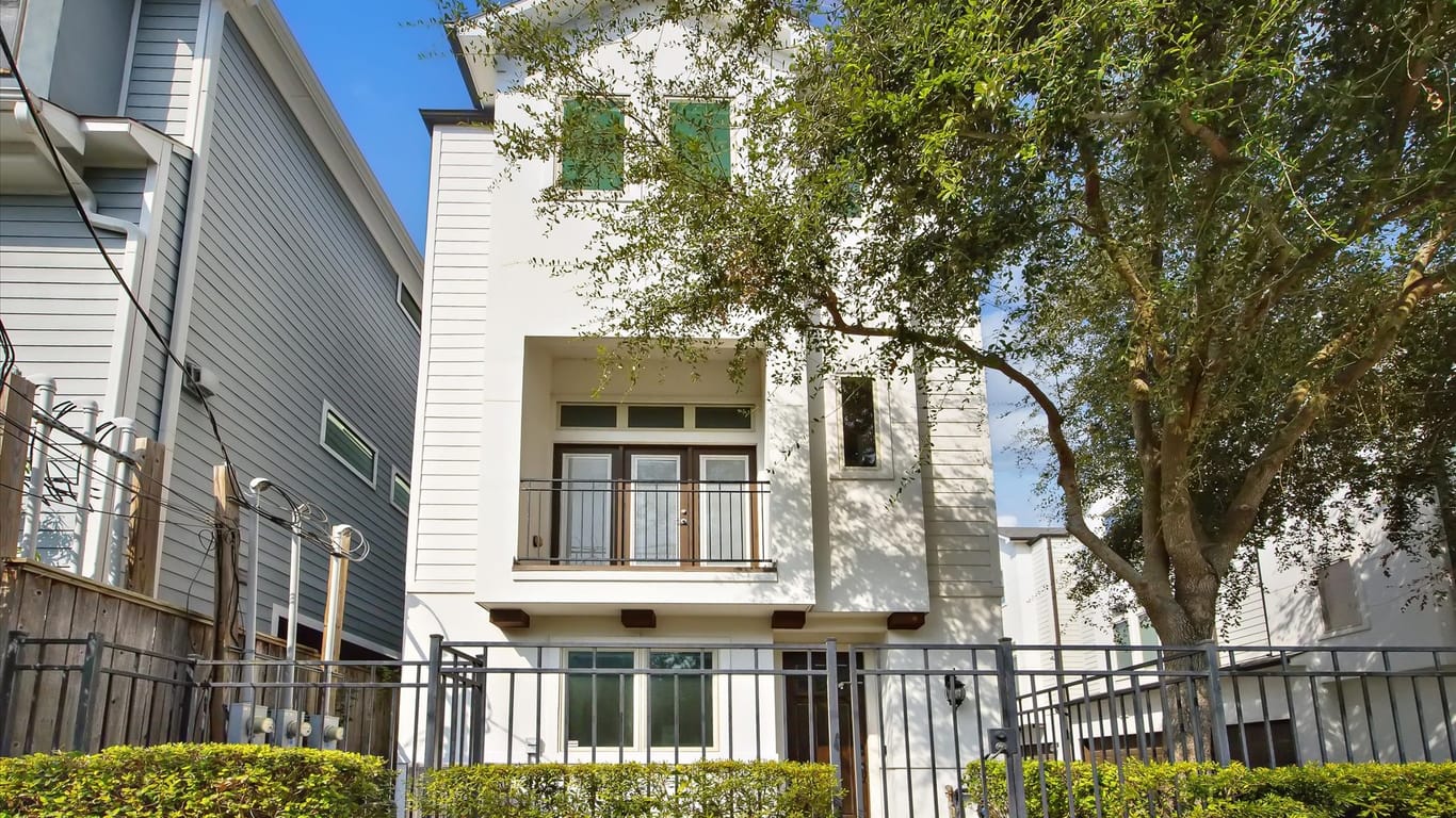 Houston 3-story, 3-bed 1215 W 25th Street F-idx