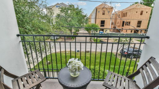 Houston 3-story, 3-bed 1215 W 25th Street F-idx