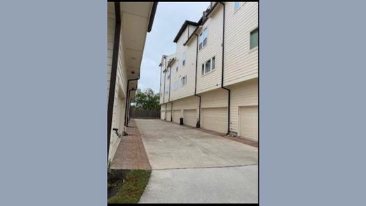 Houston 3-story, 3-bed 2642 Fountain Key Boulevard-idx