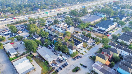 Houston 3-story, 3-bed 615 W 27th Street D-idx