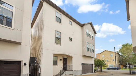 Houston 3-story, 3-bed 1620 W 24th Street A-idx