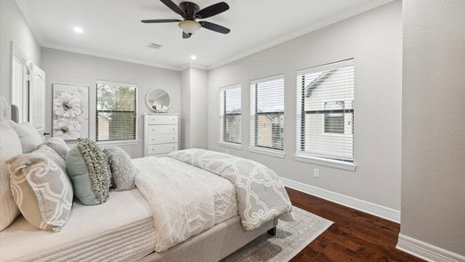 Houston 3-story, 3-bed 1620 W 24th Street A-idx