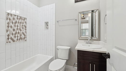 Houston 3-story, 3-bed 1620 W 24th Street A-idx