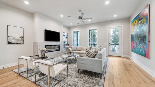 Houston 3-story, 4-bed 710 E 21st Street-idx