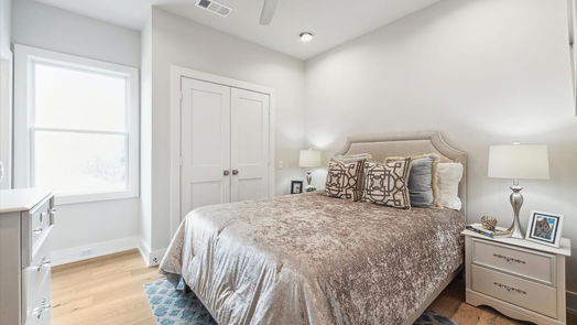 Houston 3-story, 4-bed 710 E 21st Street-idx