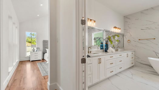 Houston 3-story, 5-bed 1107 Grovewood Lane-idx