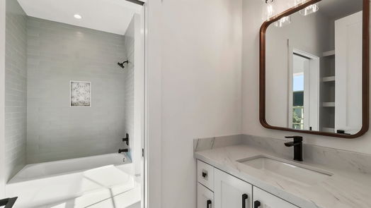 Houston 3-story, 5-bed 1107 Grovewood Lane-idx