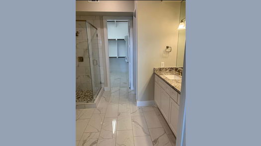 Houston 3-story, 3-bed 2642 Fountain Key Boulevard-idx