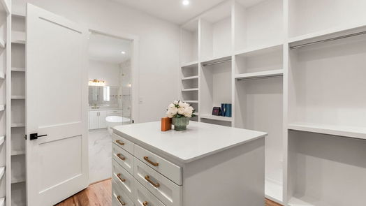 Houston 3-story, 5-bed 1107 Grovewood Lane-idx