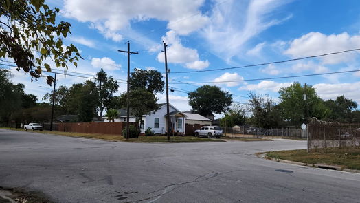 Houston 1-story, 3-bed 1310 Evelyn Street-idx