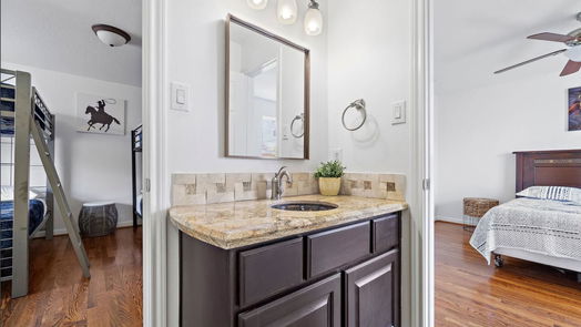 Houston 2-story, 4-bed 2515 Keene Street-idx