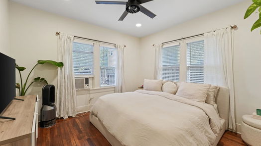 Houston 2-story, 4-bed 2408 White Oak Drive-idx