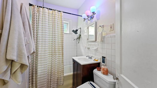 Houston 2-story, 4-bed 2408 White Oak Drive-idx