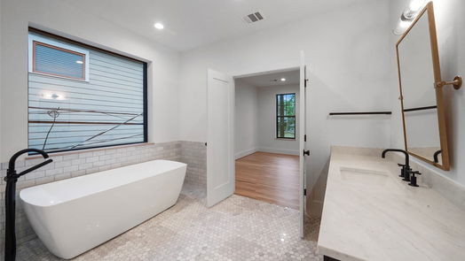 Houston 3-story, 6-bed 701 Ridge Street-idx
