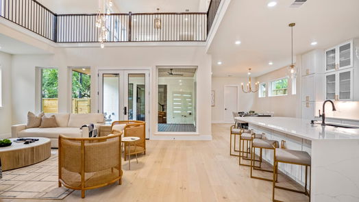 Houston 2-story, 5-bed 951 Byrne Street-idx