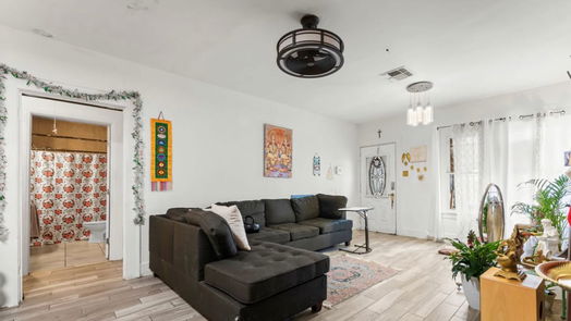 Houston 1-story, 3-bed 508 Dell Court-idx