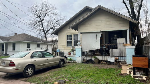 Houston 1-story, 2-bed 112 Goldenrod Street-idx