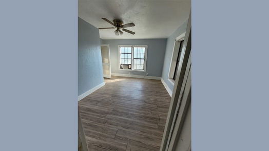 Houston 1-story, 3-bed 4512 Siegel Street-idx