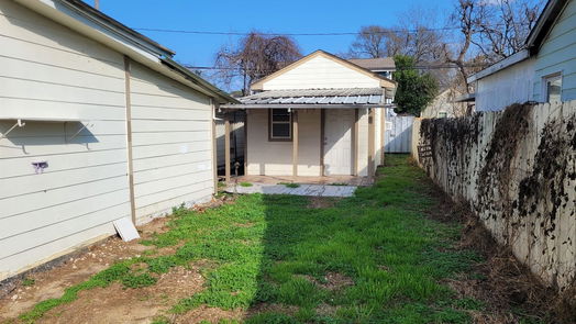 Houston 1-story, 3-bed 4512 Siegel Street-idx