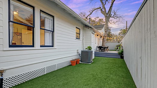 Houston 2-story, 3-bed 951 Woodland Street-idx