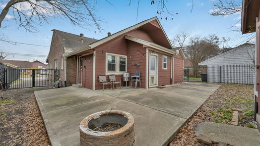 Houston 1-story, 3-bed 620 Kelley Street-idx