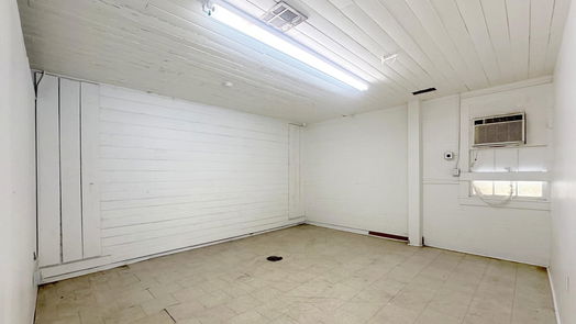 Houston 1-story, 0-bed 3206 Houston Avenue-idx