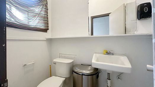 Houston 1-story, 0-bed 3206 Houston Avenue-idx