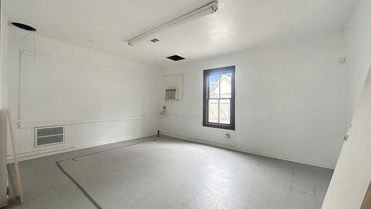 Houston 1-story, 0-bed 3206 Houston Avenue-idx