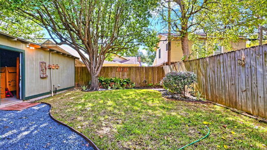 Houston 1-story, 2-bed 1020 E 14th Street-idx