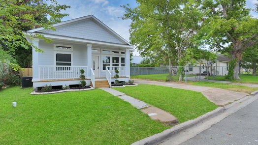 Houston 1-story, 3-bed 1210 Bigelow Street-idx