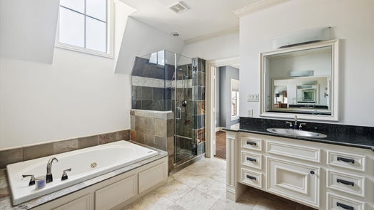 Houston 4-story, 5-bed 150 Vieux Carre Drive-idx