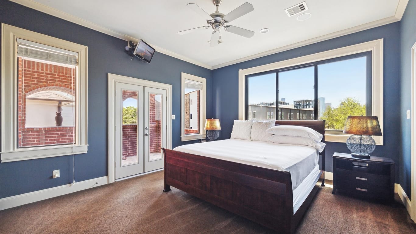 Houston 4-story, 5-bed 150 Vieux Carre Drive-idx