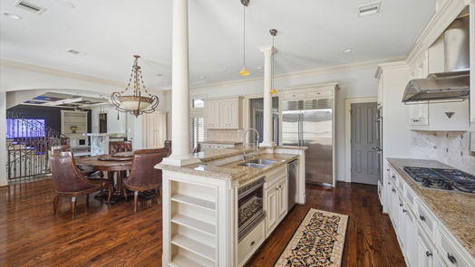 Houston 4-story, 5-bed 150 Vieux Carre Drive-idx