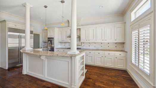 Houston 4-story, 5-bed 150 Vieux Carre Drive-idx