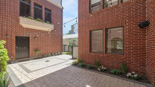 Houston 4-story, 5-bed 150 Vieux Carre Drive-idx