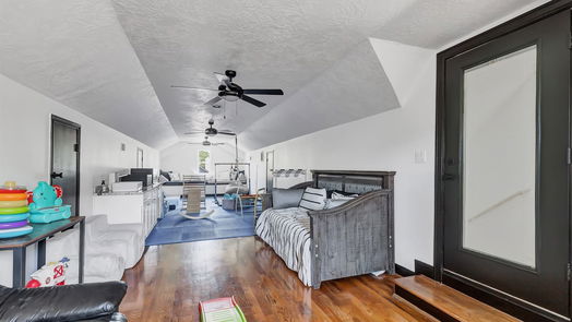 Houston 3-story, 6-bed 2626 Reagan Street-idx